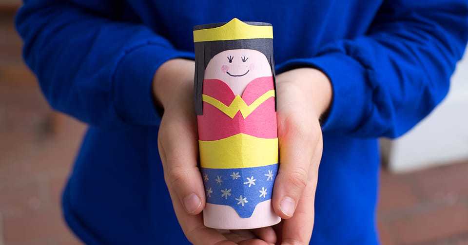 19 Superhero Crafts For Kids That Are Super Easy To Make 37