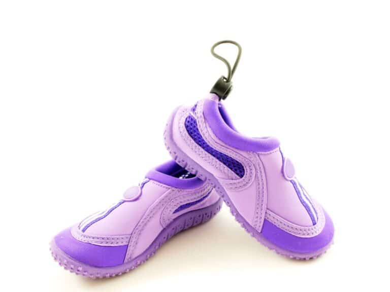 5 Top-Rated Water Shoes For Toddlers