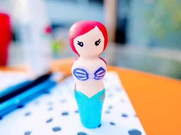 21 DIY Magical Mermaid Crafts For Kids 32