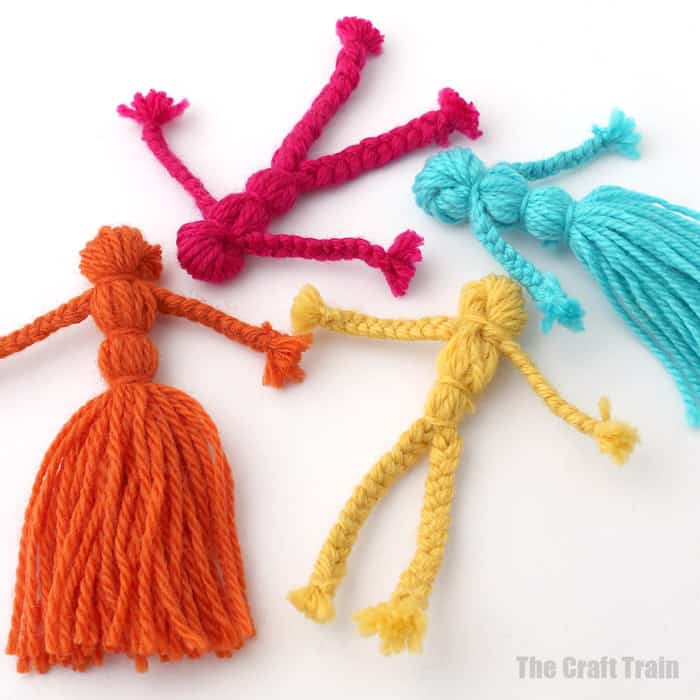 25 DIY Yarn Crafts For Kids 15