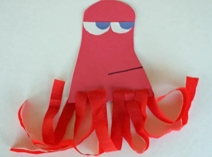 23 Quick And Easy DIY Construction Paper Crafts For Kids 20