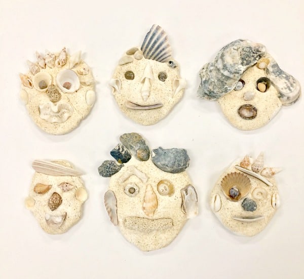 21 DIY Seashell Crafts For Kids 26