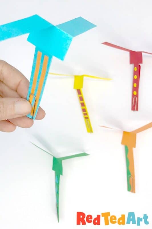 23 Quick And Easy DIY Construction Paper Crafts For Kids 23