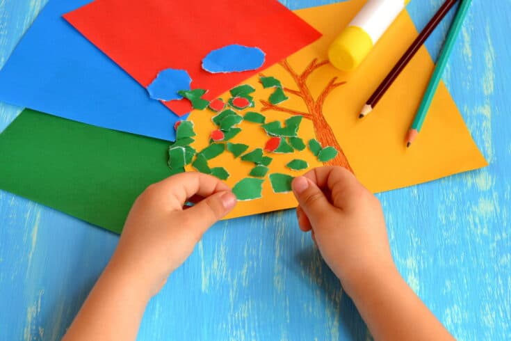 23 Quick And Easy DIY Construction Paper Crafts For Kids 15