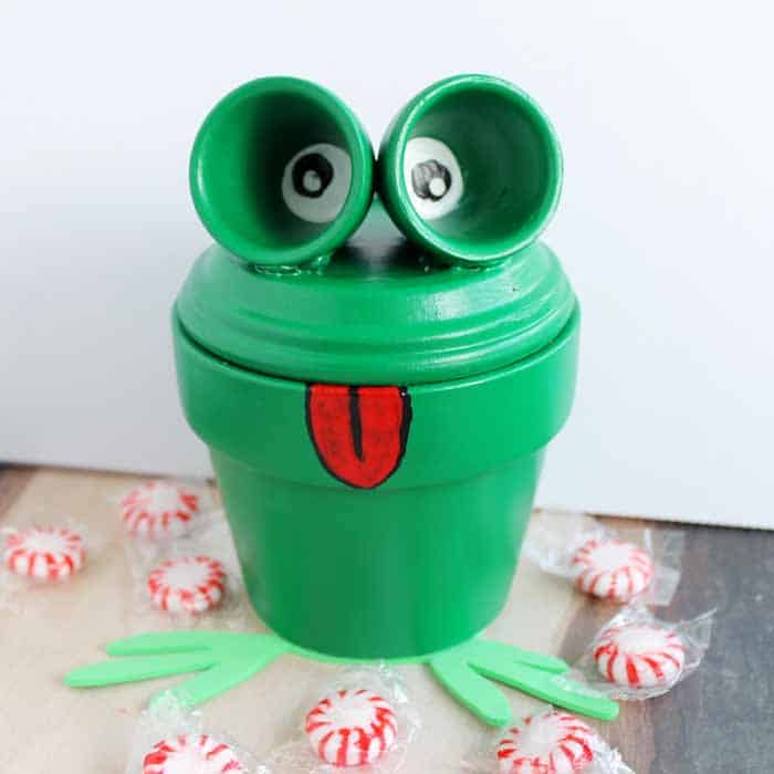20 Adorable Frog Crafts For Kids 28
