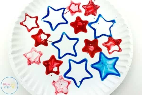 21 Spectacular Stars Crafts for Kids To Make Together 18