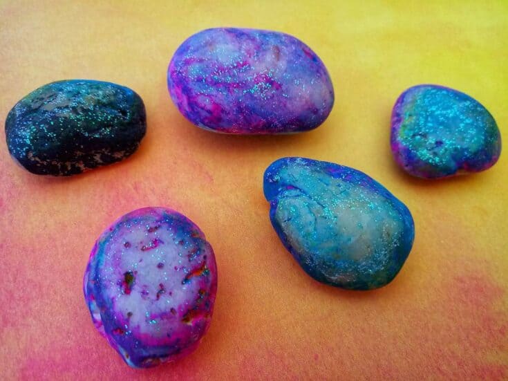 20 Fun Painted Rock Crafts for Kids 17