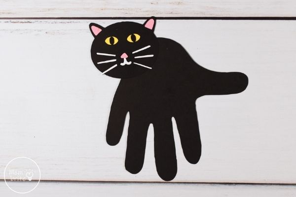 20 Purrrfect Cat Crafts for Kids 24