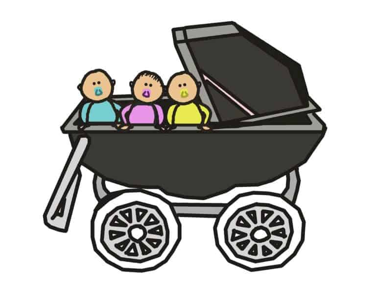 What Is a Stroller Blanket and Why Should You Buy One?