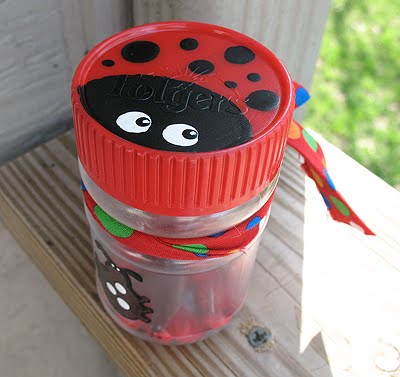15 Fun & Easy Jar Crafts for Kids That Will Keep Them Busy 1