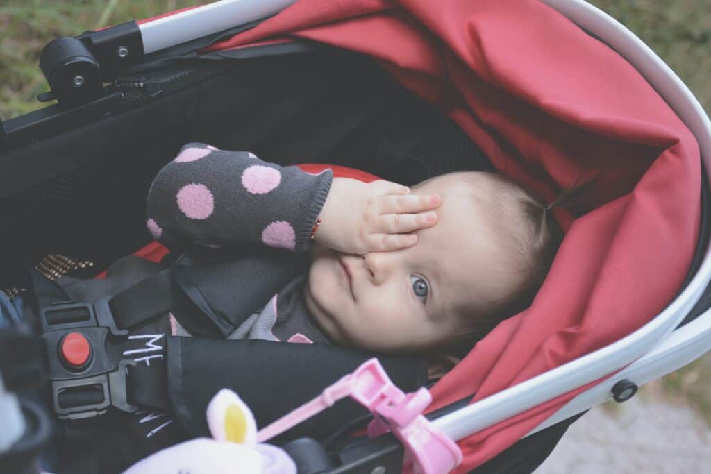 10 Amazing Stroller Hacks For Your Convenience