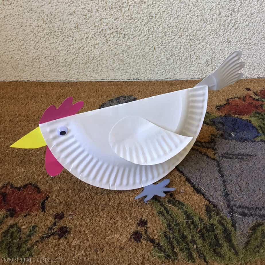 20 Super Cute Chicken Crafts for Kids That They'll Love 16