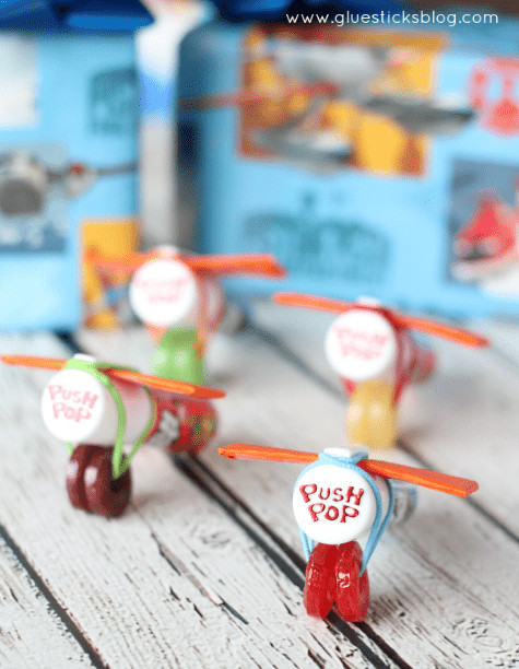 Image for Easy Candy Airplanes For Kids To Make