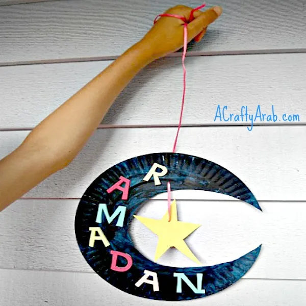 10 Simple Ramadan Crafts for Kids They Will Enjoy Making 14