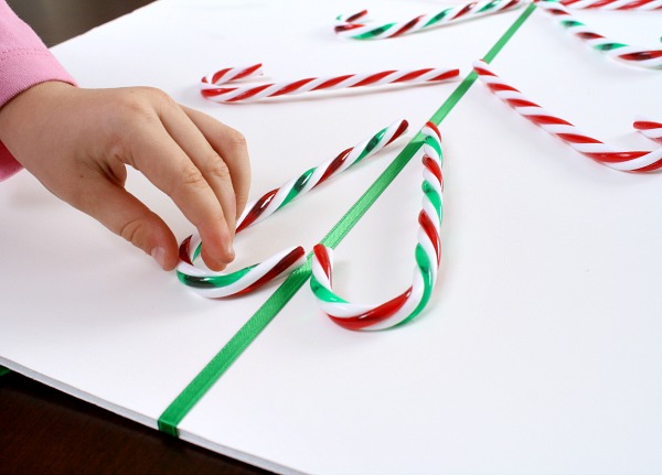 20 Sweet Candy Cane Crafts for Kids That They’ll Obsess Over 7