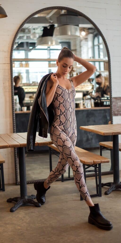 Unitard Outfit Ideas for Sleek, Sporty Looks 4