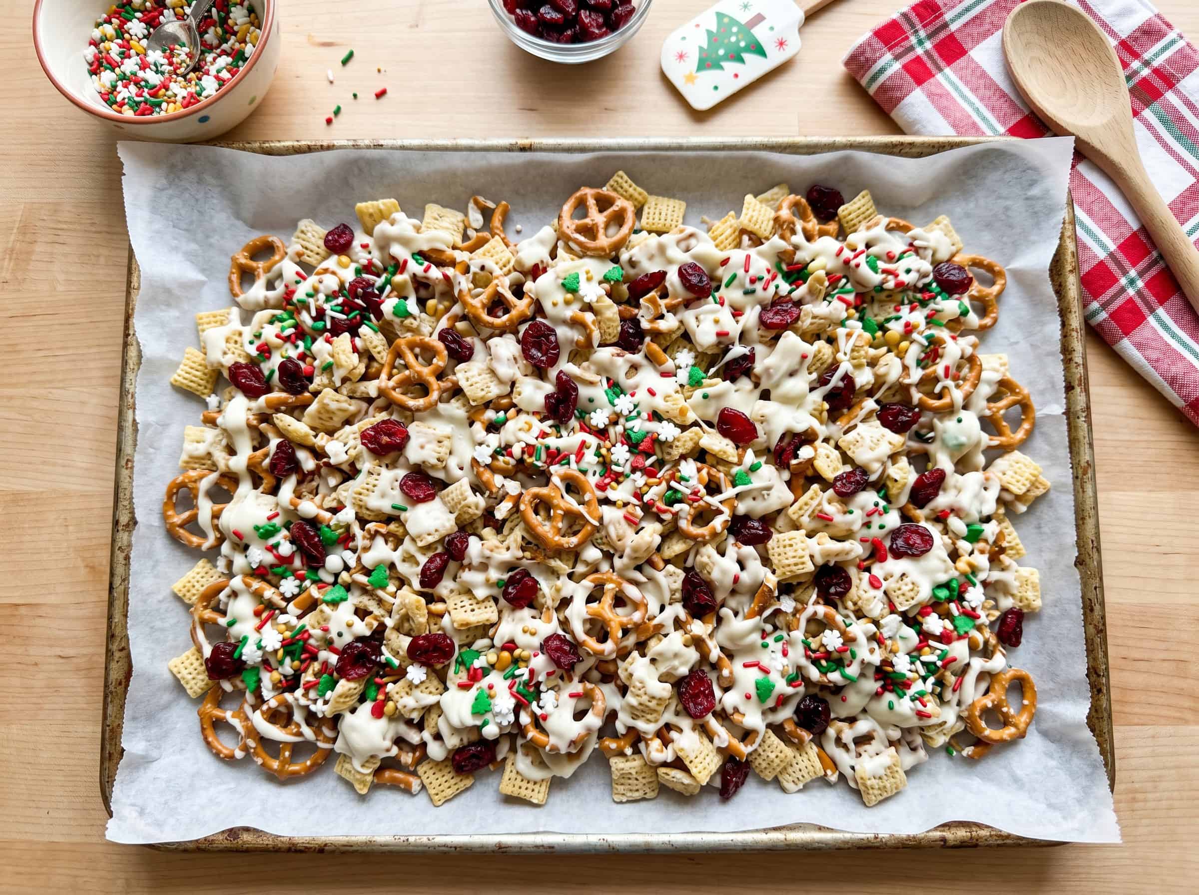 White Chocolate Holiday Snack Mix