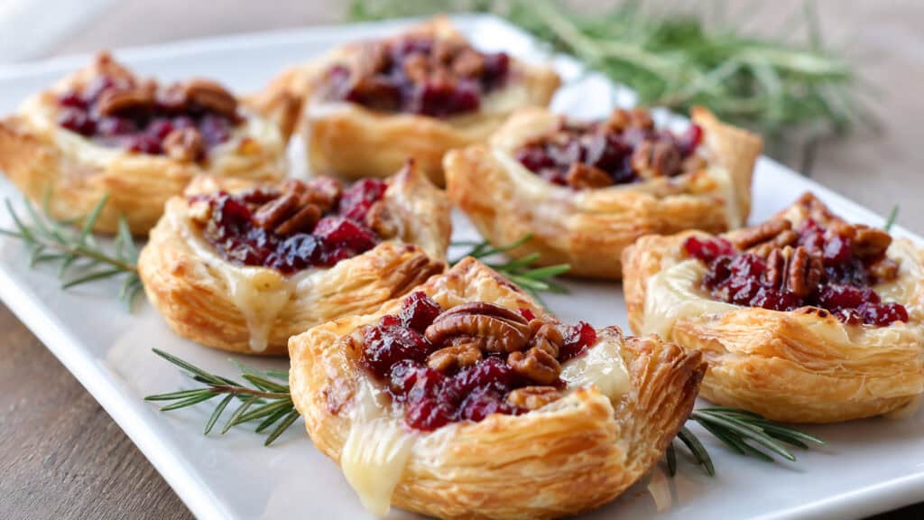 29 Thanksgiving Appetizers to Start the Feast