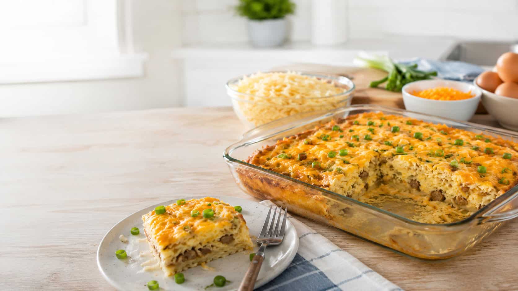 18 Breakfast Casserole with Hashbrowns for Busy School Days