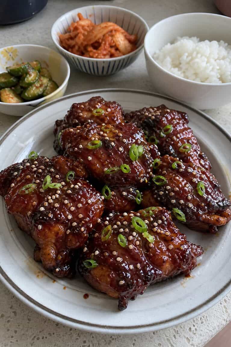 25 Chicken Thigh Recipes for Easy Weeknight Dinners