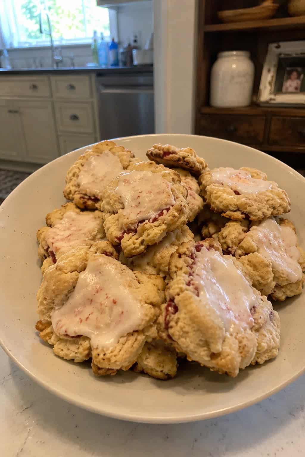 Strawberry Pop-Tart Cookies