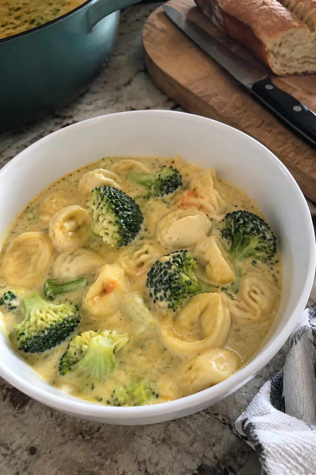 Cheesy Broccoli Tortellini Soup