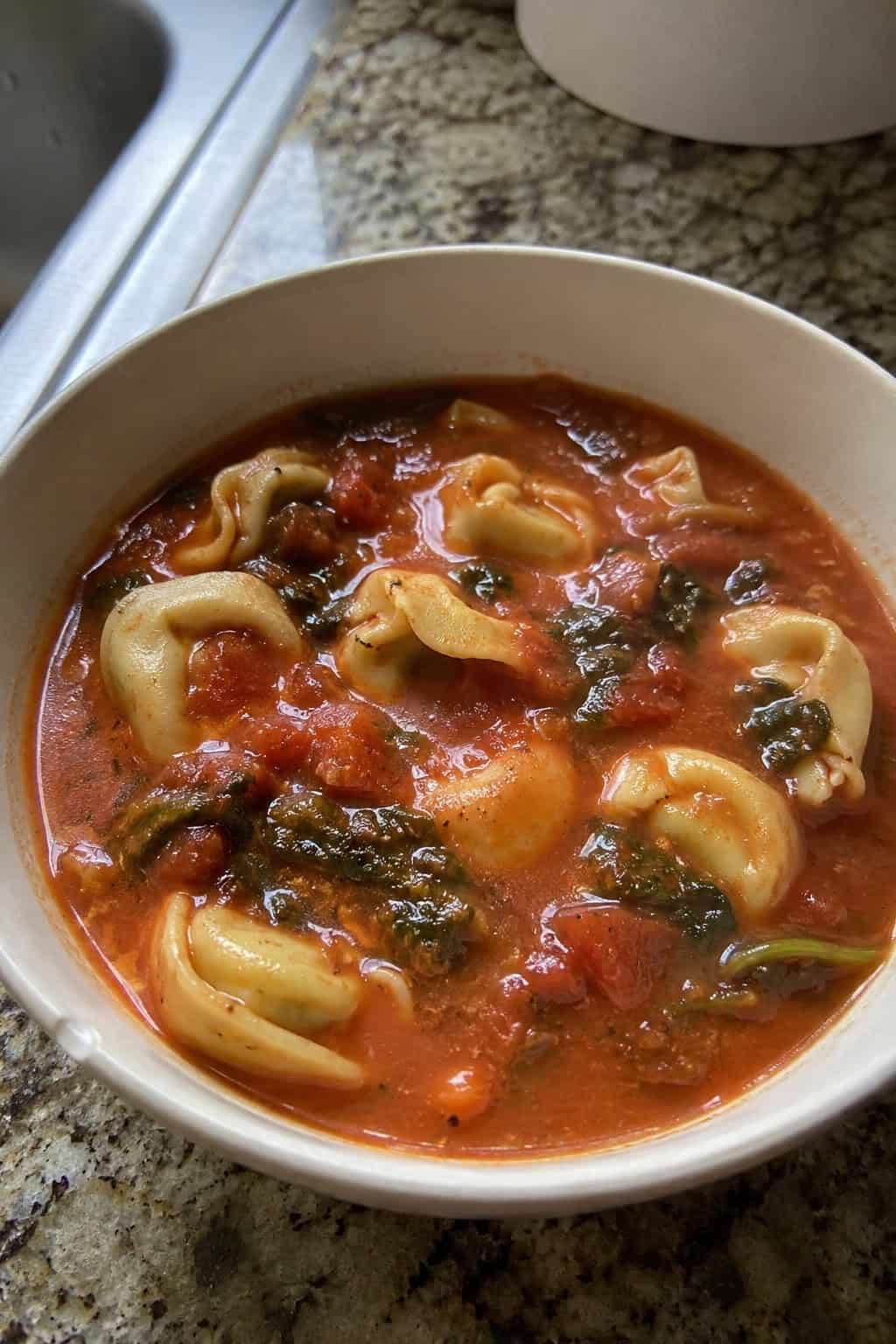 Tomato Basil Tortellini Soup