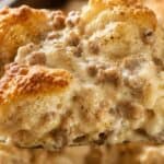 15 Biscuits and Gravy Breakfast Casseroles for Slow Weekend Mornings