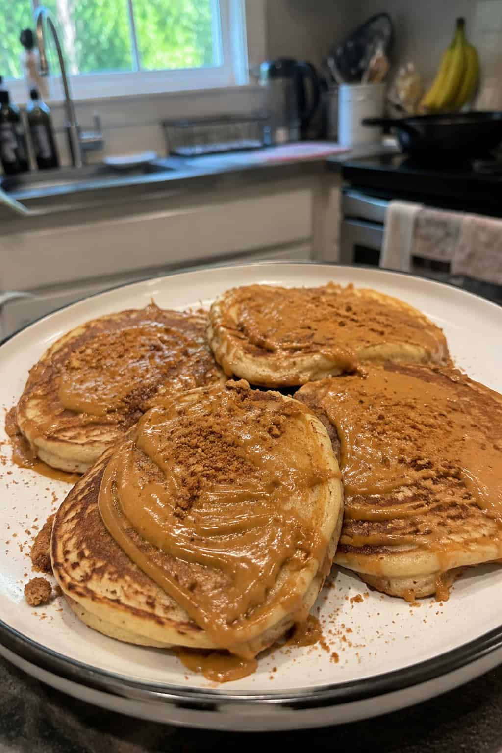 Fluffy Cookie Butter Pancakes