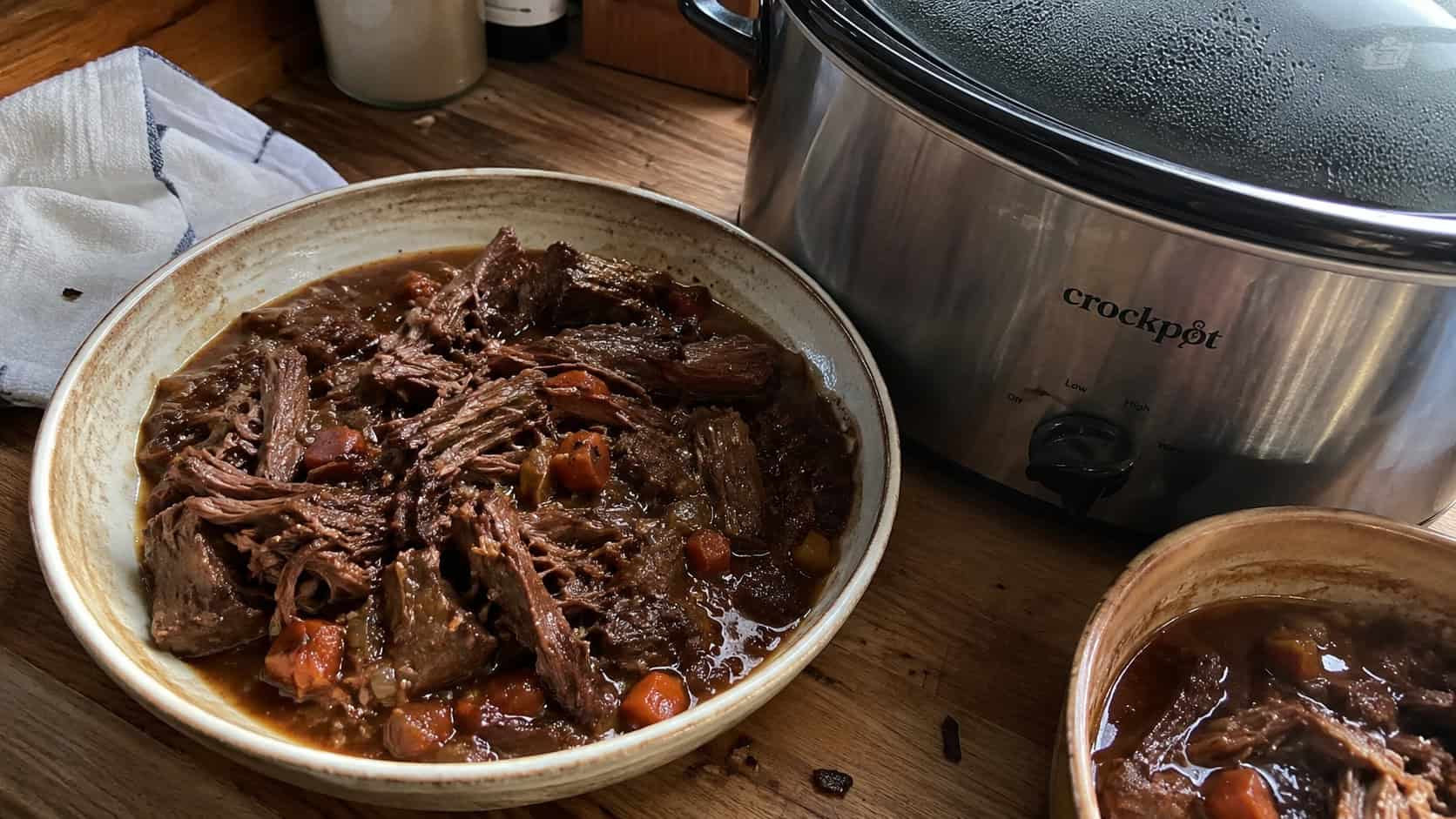 15 Crockpot Beef Dinners That Do Not Taste Like Leftovers 4