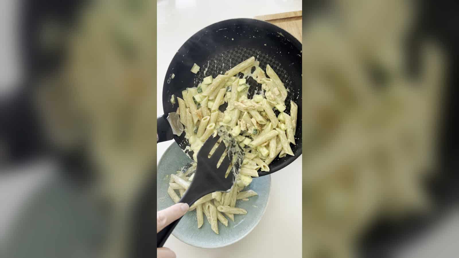High-Protein Pasta With Smoked Salmon, Zucchini and Pesto 3 High-Protein Pasta With Smoked Salmon, Zucchini and Pesto