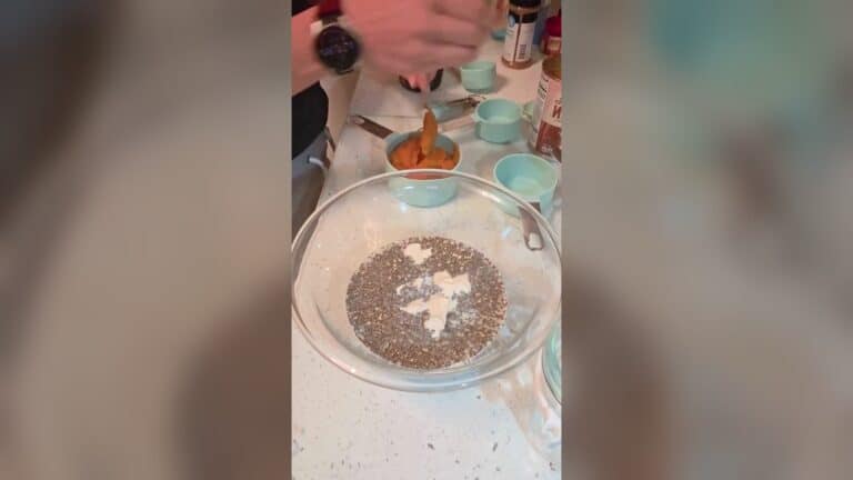 10-Minute Pumpkin Chia Pudding With Hemp Hearts and Yogurt