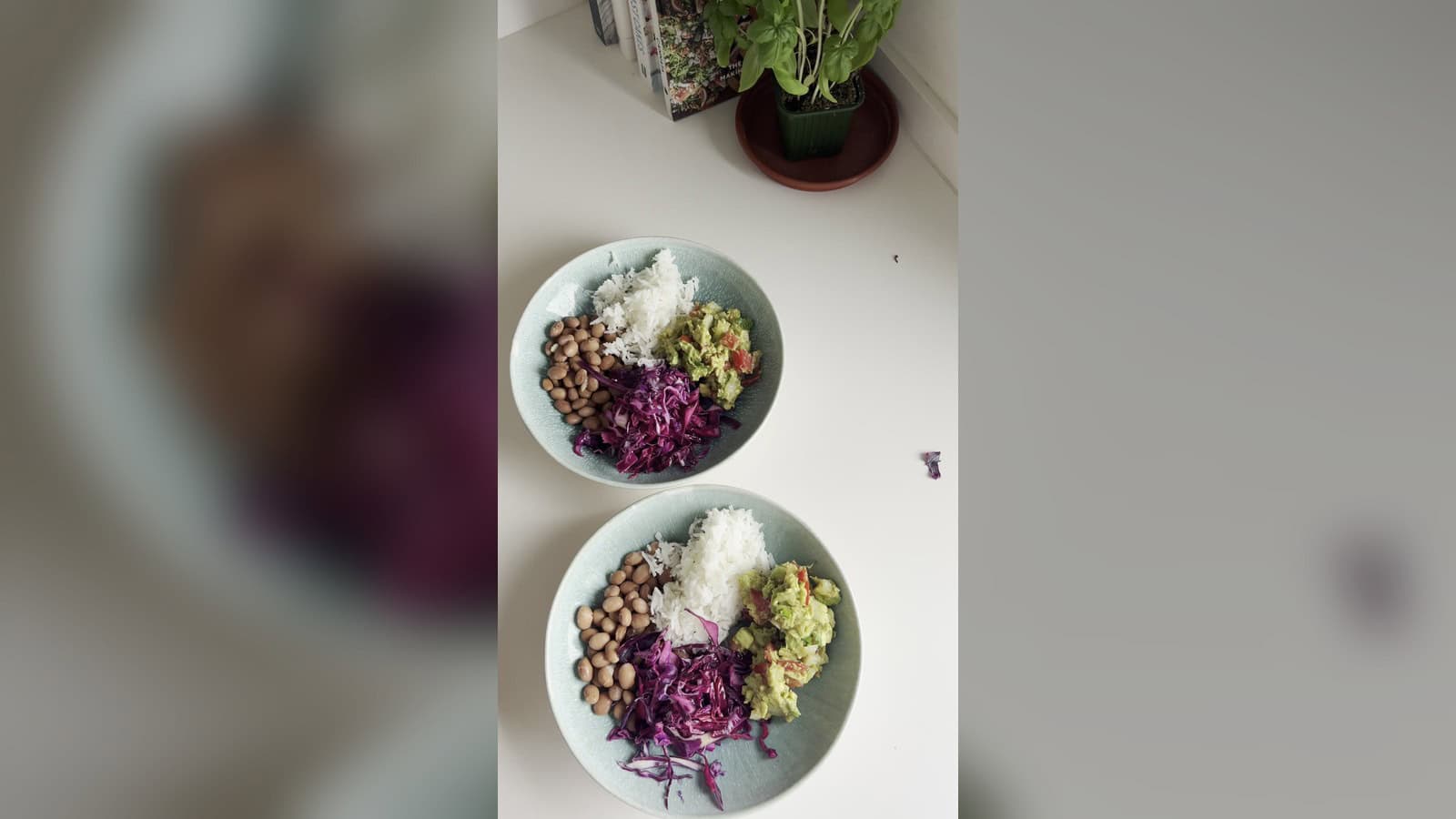 Veggie Burrito Bowls with Taco-Seasoned Guacamole 3 Veggie Burrito Bowls with Taco-Seasoned Guacamole