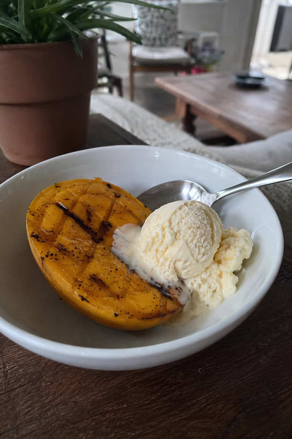 Mango Dessert Recipes for Easy Entertaining