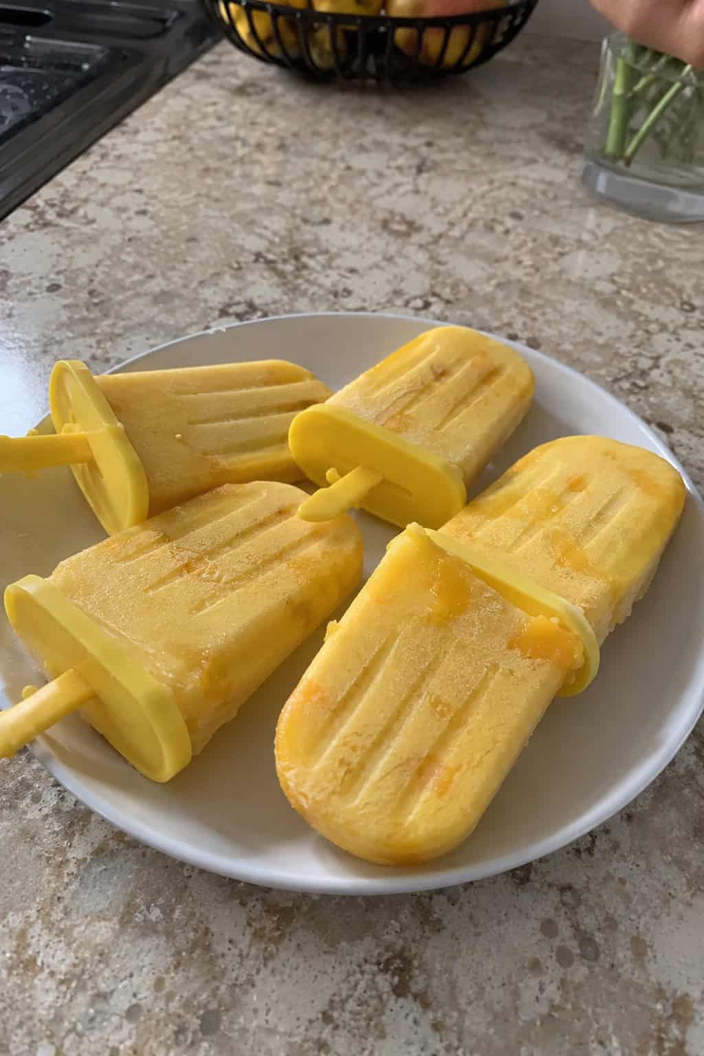 Mango Dessert Recipes for Easy Entertaining