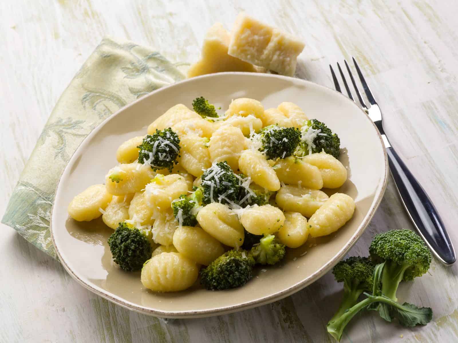 Vegetarian Main Dishes for Family Dinners 70 Creamy Broccoli Gnocchi on a plate