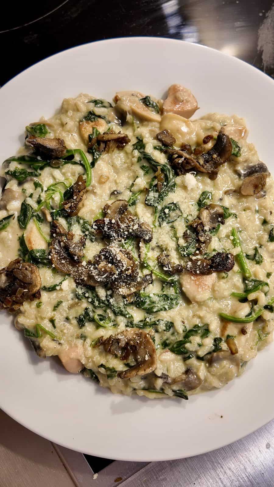 Spinach & Sausage Risotto with Mushrooms for Extra Earthy Chew 4 Creamy Spinach & Sausage Risotto
