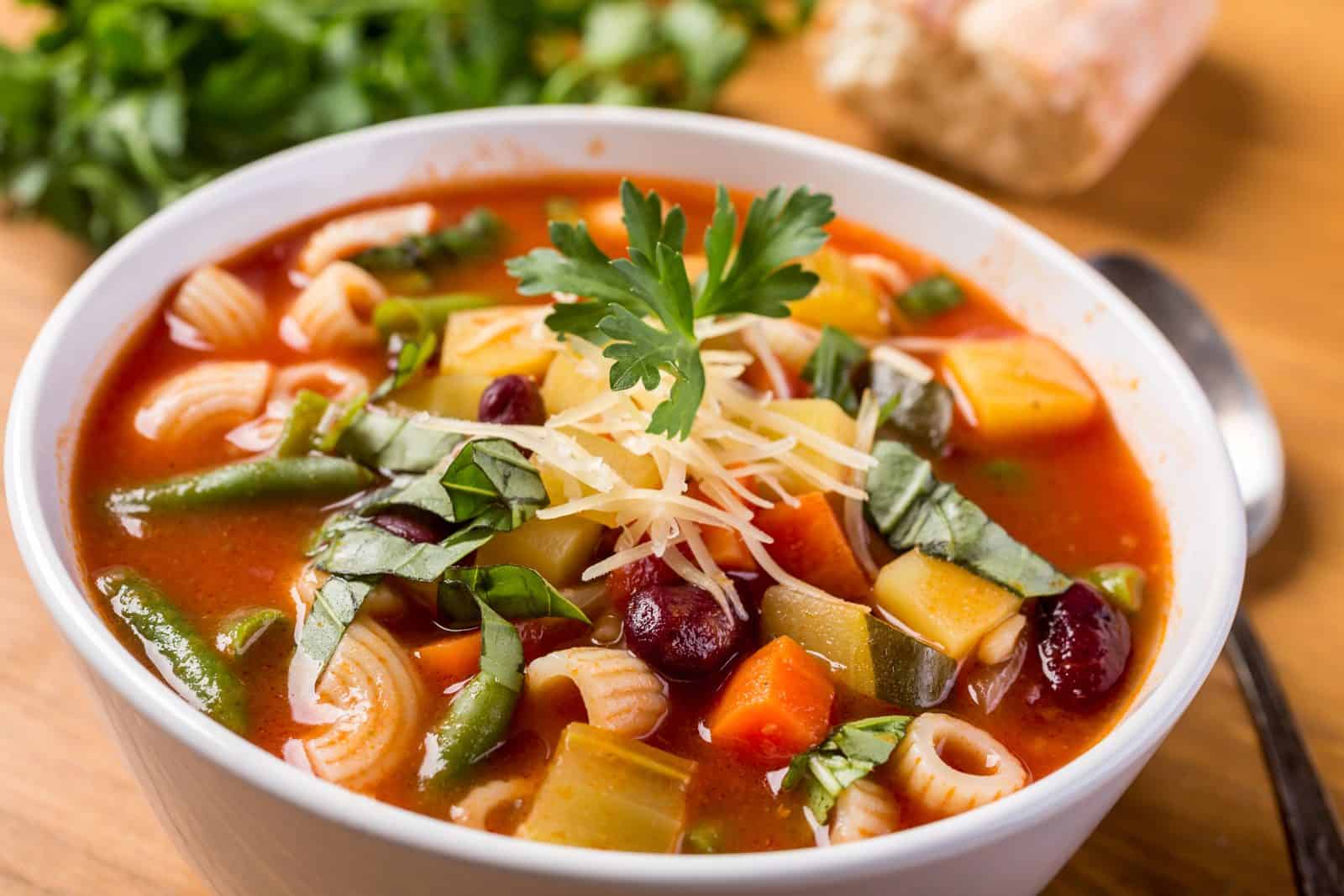Crockpot Summer Recipes for Hungry Families 30 Summer vegetable minestrone