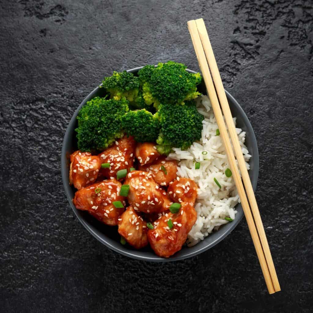 26 Easy Chicken Recipes Even Beginners Can’t Mess Up for Nights When You Just Need Dinner Done 51 26 Easy Chicken Recipes Even Beginners Can’t Mess Up for Nights When You Just Need Dinner Done