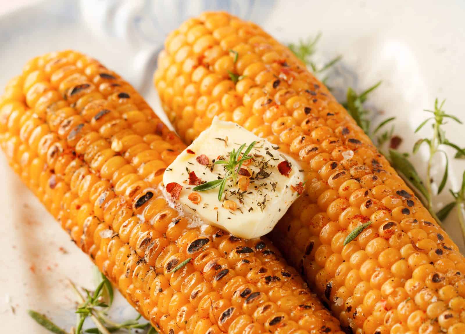 Buttered corn on cob