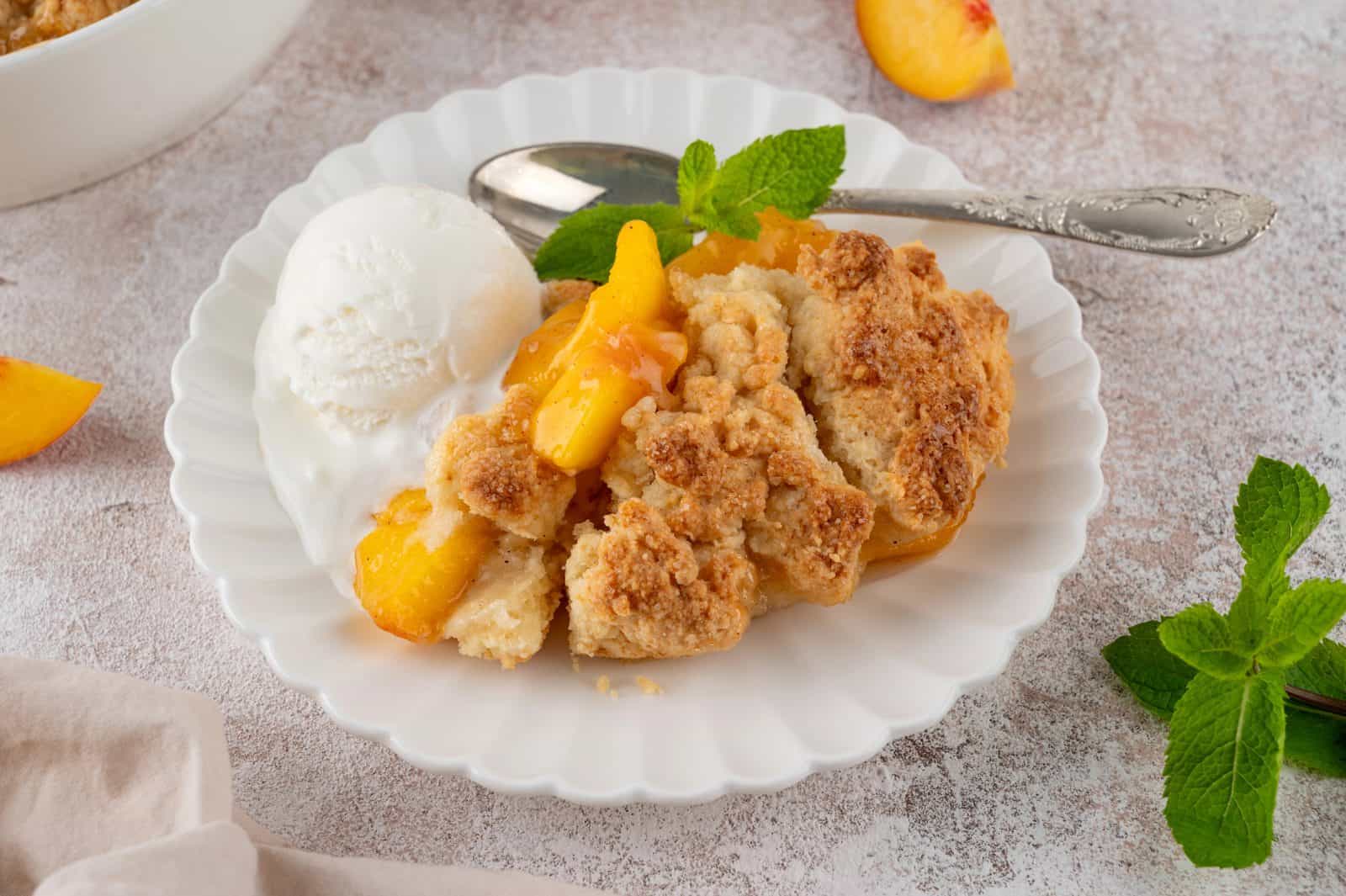 Old-Fashioned Fruit Cobbler Recipes 28 Peach cobbler