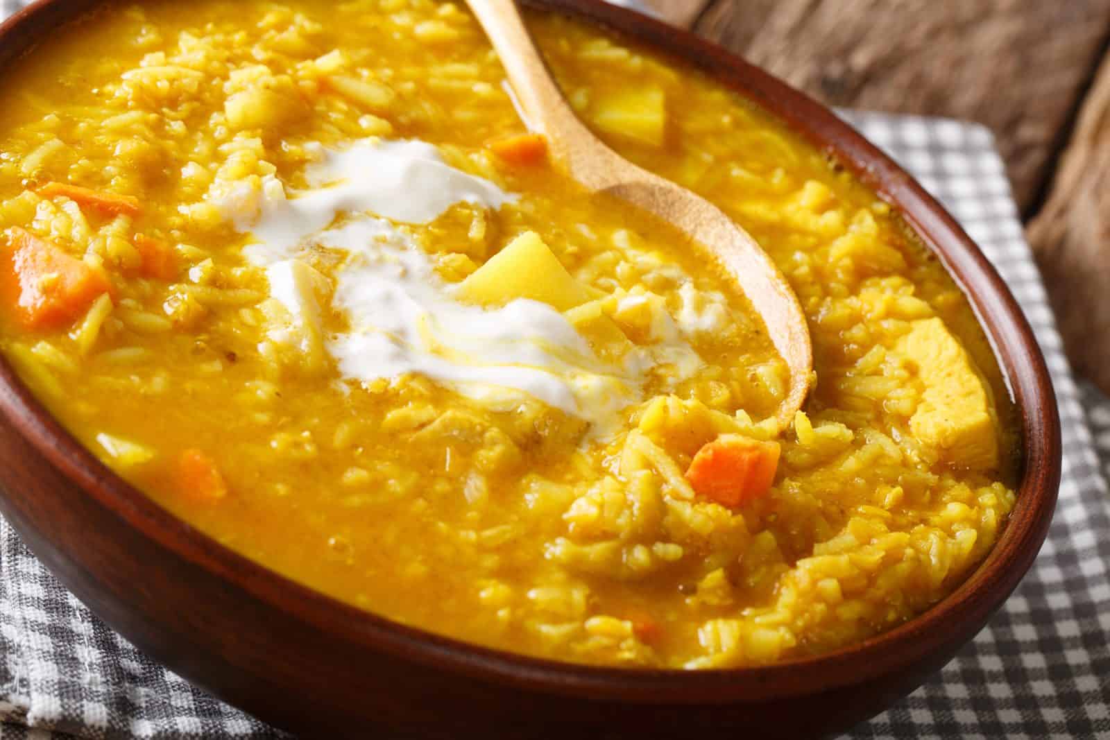 25 Cozy Crockpot Soup Recipes 32 Mulligatawny
