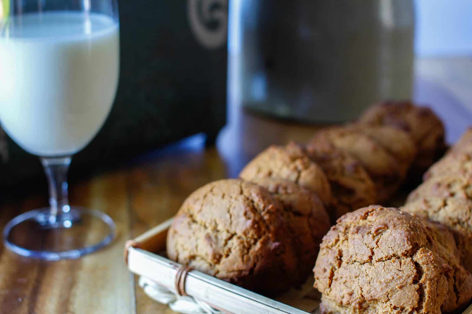 Soft molasses cookie