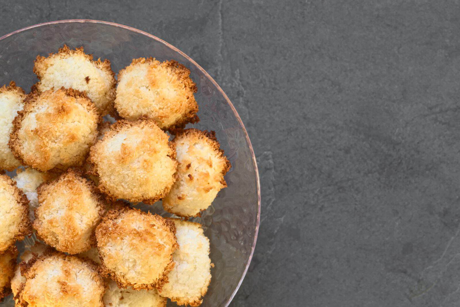 Coconut macaroon