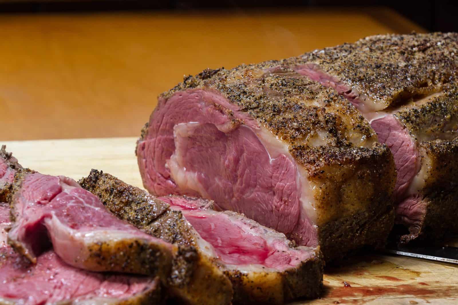 15 Copycat Texas Roadhouse Recipes (Rolls and Butter Included) 20 Prime rib