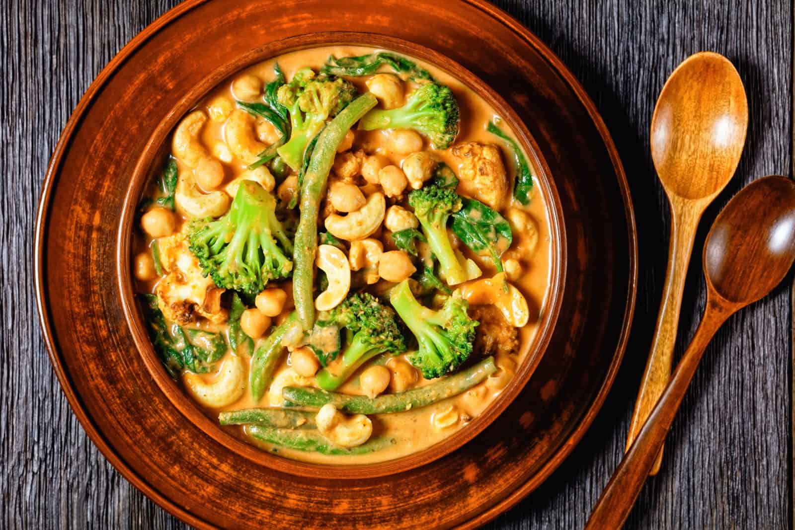 Coconut curry chickpea stew