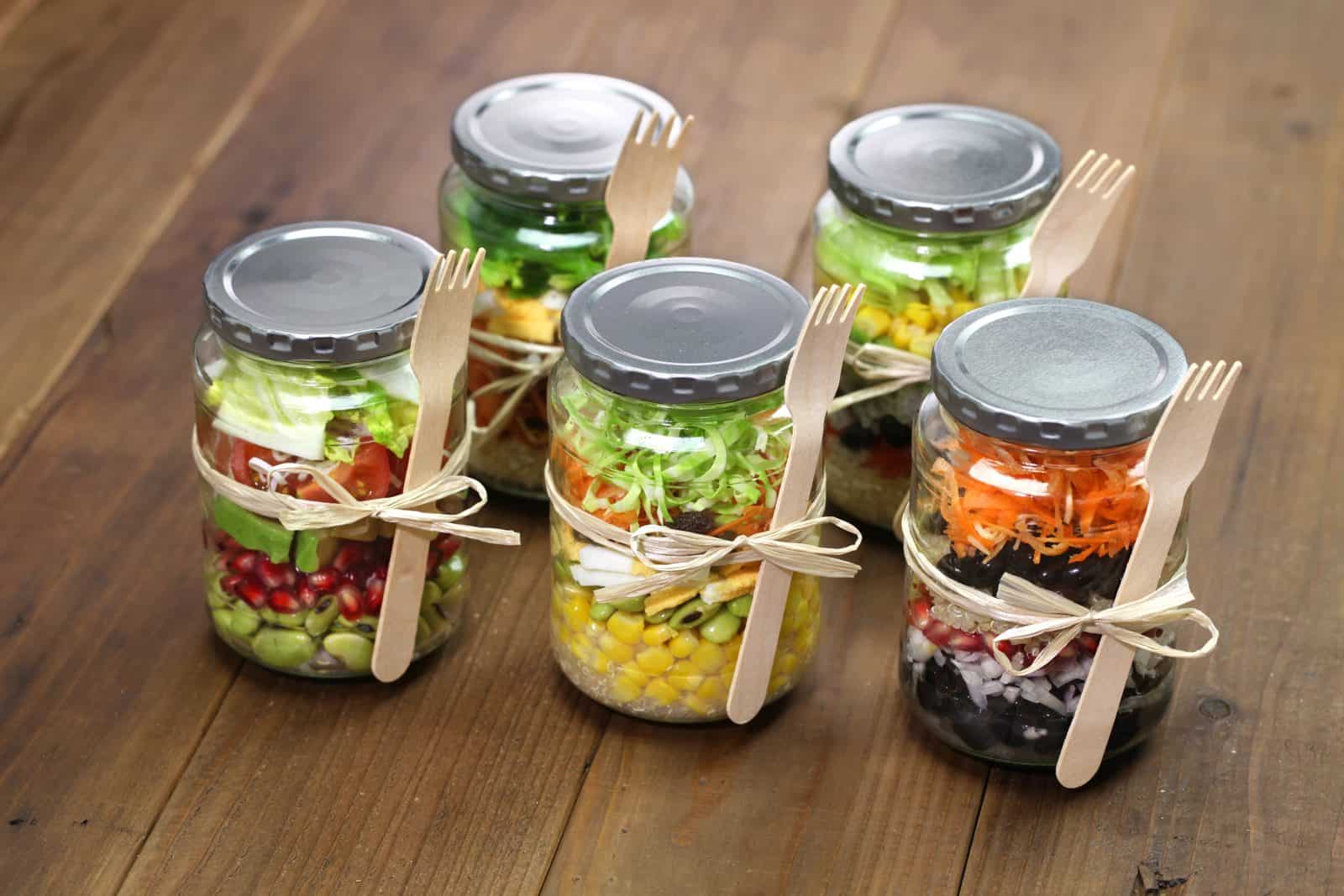 Mason jar salad kit