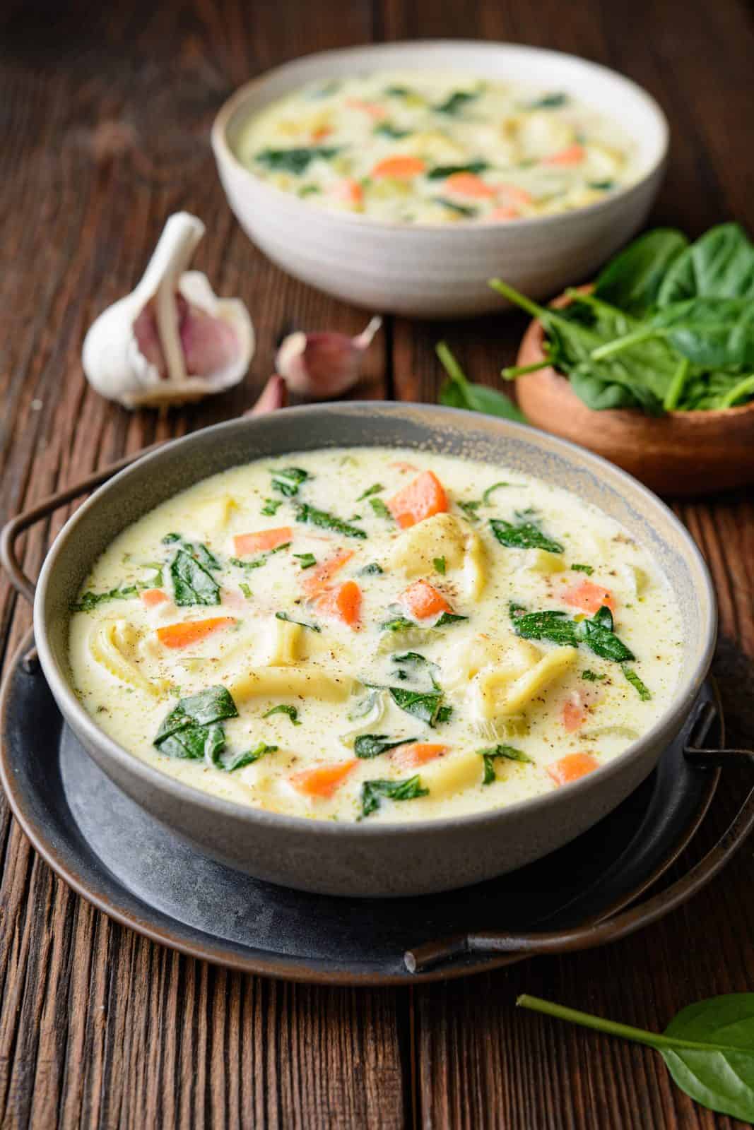 Spinach and cheese tortellini soup
