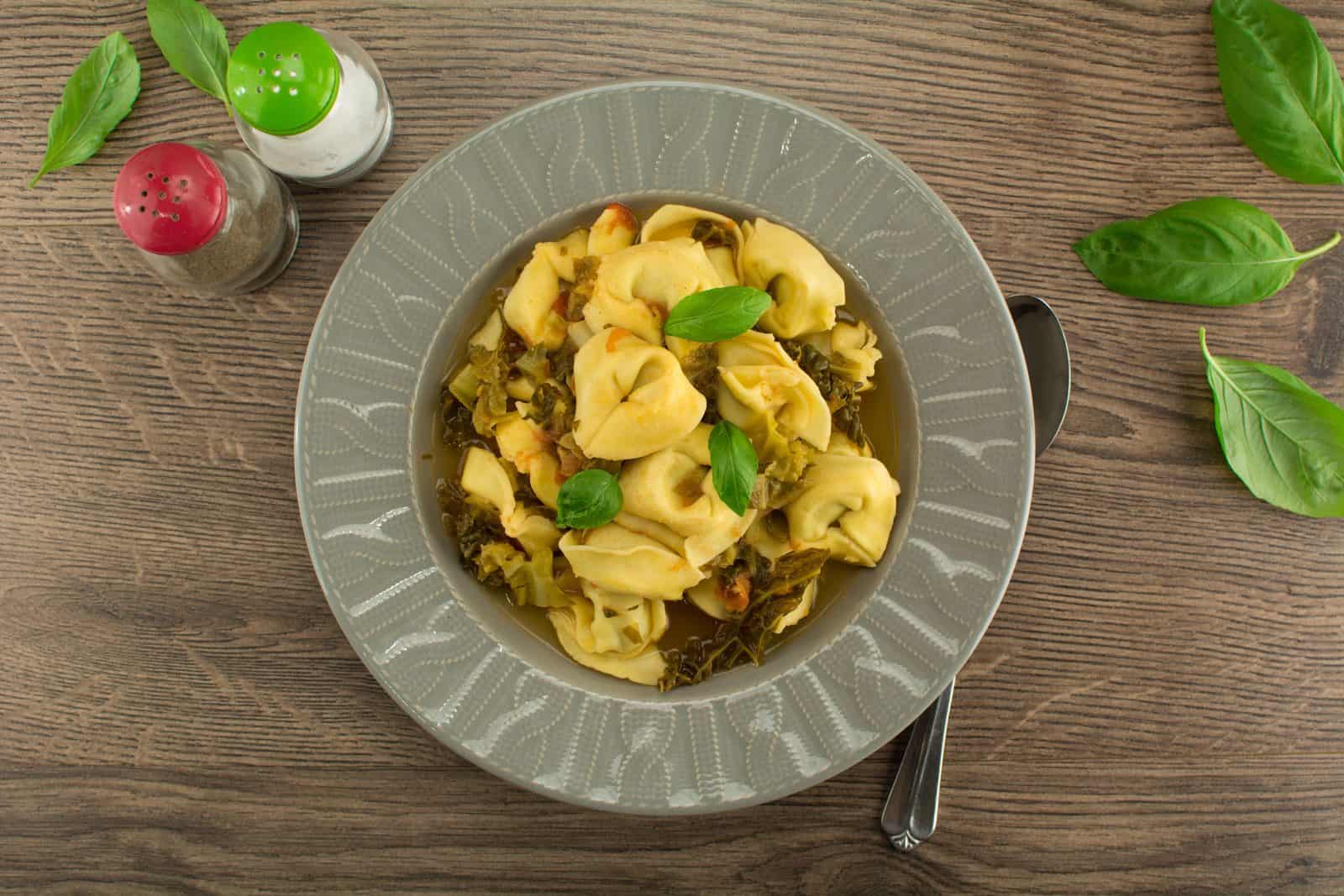 Minestrone tortellini soup