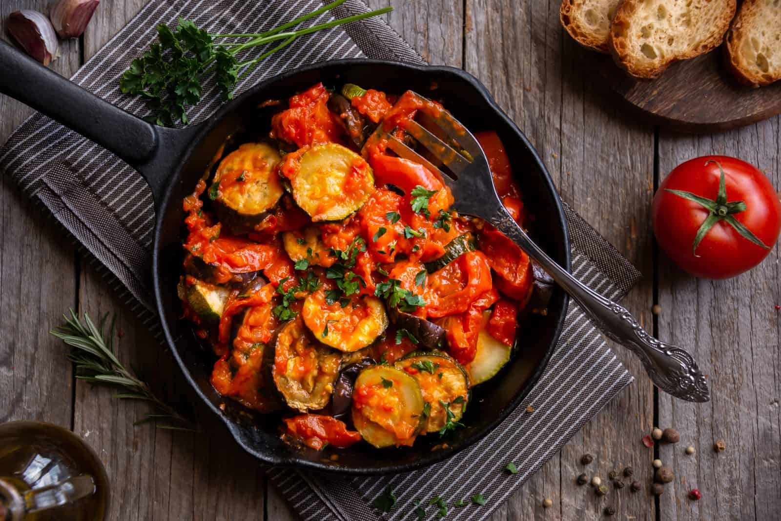 16 Easy One Pot Recipes For Lazy Weekend Dinners: Simplify Your Cooking Routine 38 Ratatouille